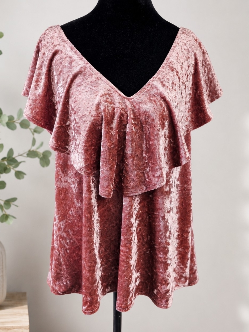 Very J Dusty Rose Crushed Velvet Tank Top Size Large Velour Ruffle Romantic Boho